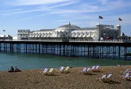 九游体育APP-布莱顿发布备战花絮，转会期更衣室发声，德甲任务艰巨，数据趋势出现新变化(曼城vs布莱顿争冠关键战)