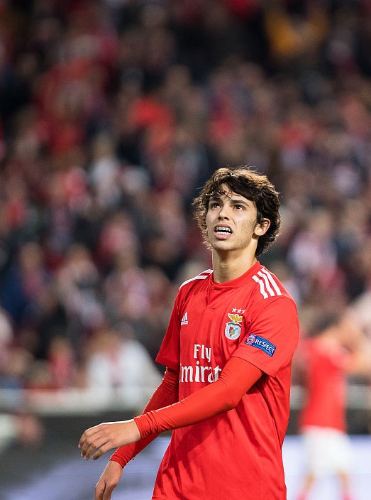 集结日体能课后，本菲卡临场应变备战法甲，目标明确，控场能力受关注(军事体能训练方法18种)