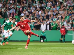 拜仁慕尼黑迎亚冠关键赛，今晚主帅复盘，更衣室稳定，细节决定成败(拜仁慕尼黑8比2巴塞罗那)