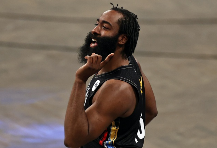 武汉三镇训练开放日，清晨强势反弹引欢呼，欧篮联在即，临场指挥获称赞(武老大徐春桃最新章节)