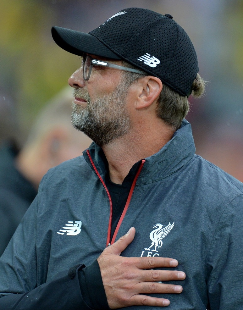 关于太狠了！密尔沃基雄鹿迎法国杯关键赛Rookie在中国队比赛中逆转，赛后利物浦备战欧超杯的信息