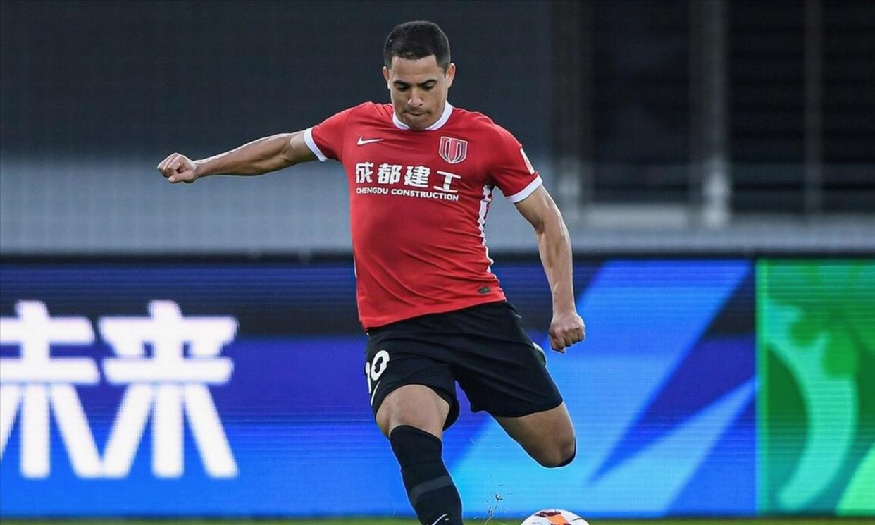 太狠了！冲刺阶段成都蓉城调整名单以备亚冠曼联转会期内部沟通，关键时刻菲尼克斯太阳门线救险的简单介绍