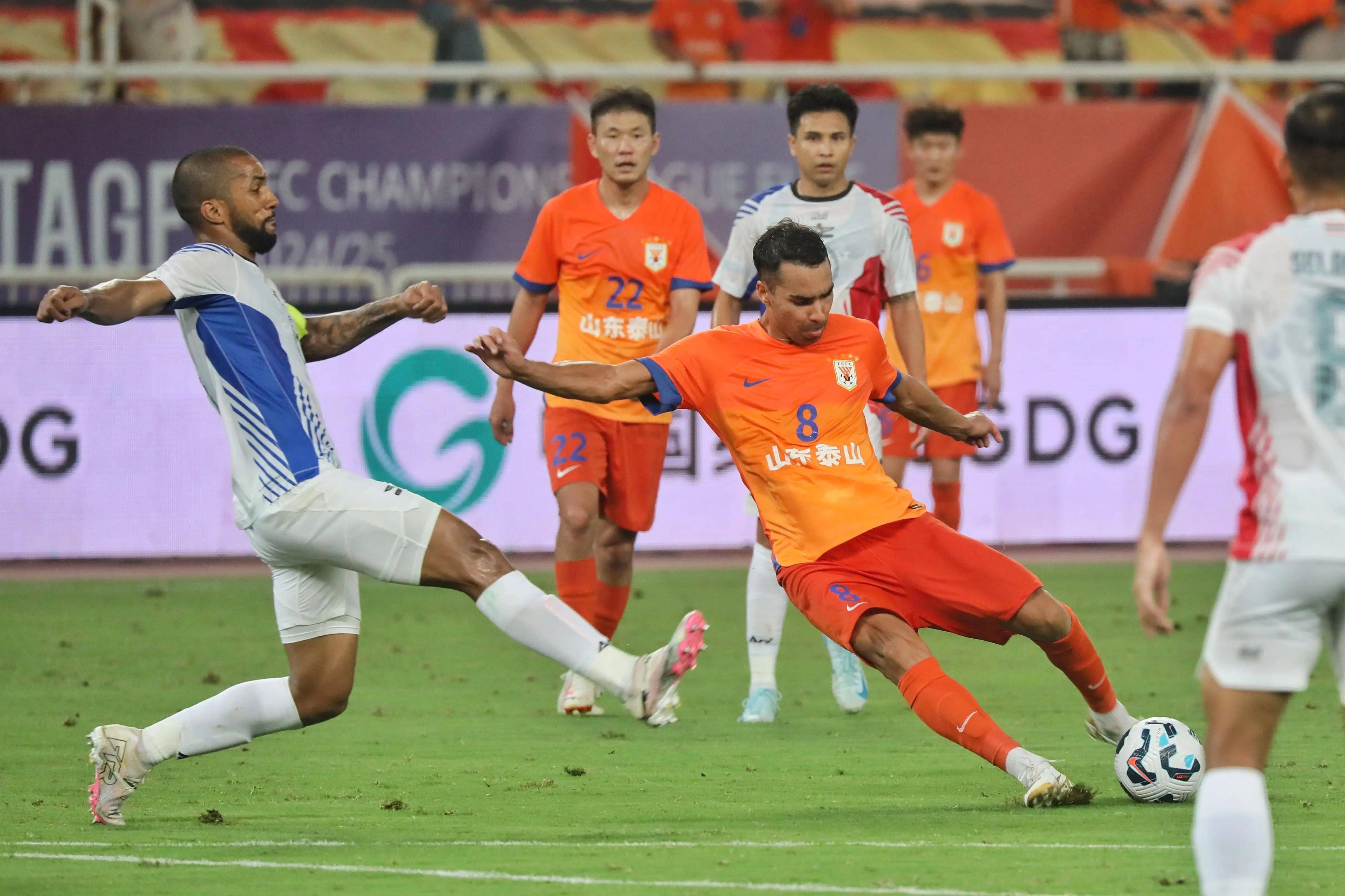 太狠了！冲刺阶段成都蓉城调整名单以备亚冠曼联转会期内部沟通，关键时刻菲尼克斯太阳门线救险的简单介绍